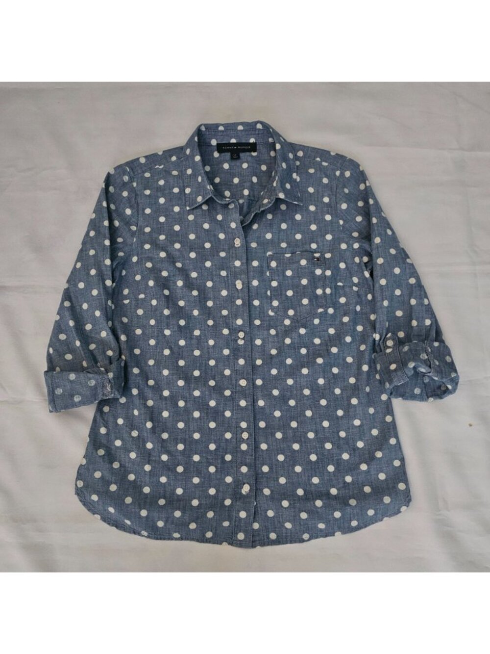 Tommy Hilfiger Women's Chambray Roll Tab Sleeve Polka Dot Print Shirt Size S/P - Picture 3 of 16